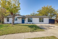 Building Photo - 521 Mesquite Ave N