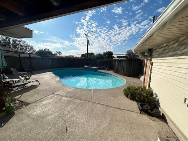 Building Photo - 12311 Cedar Bend Dr