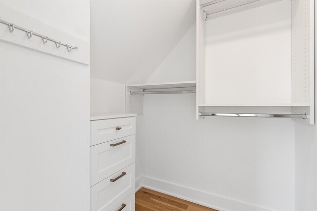 Building Photo - 80 Hackensack Plank Rd