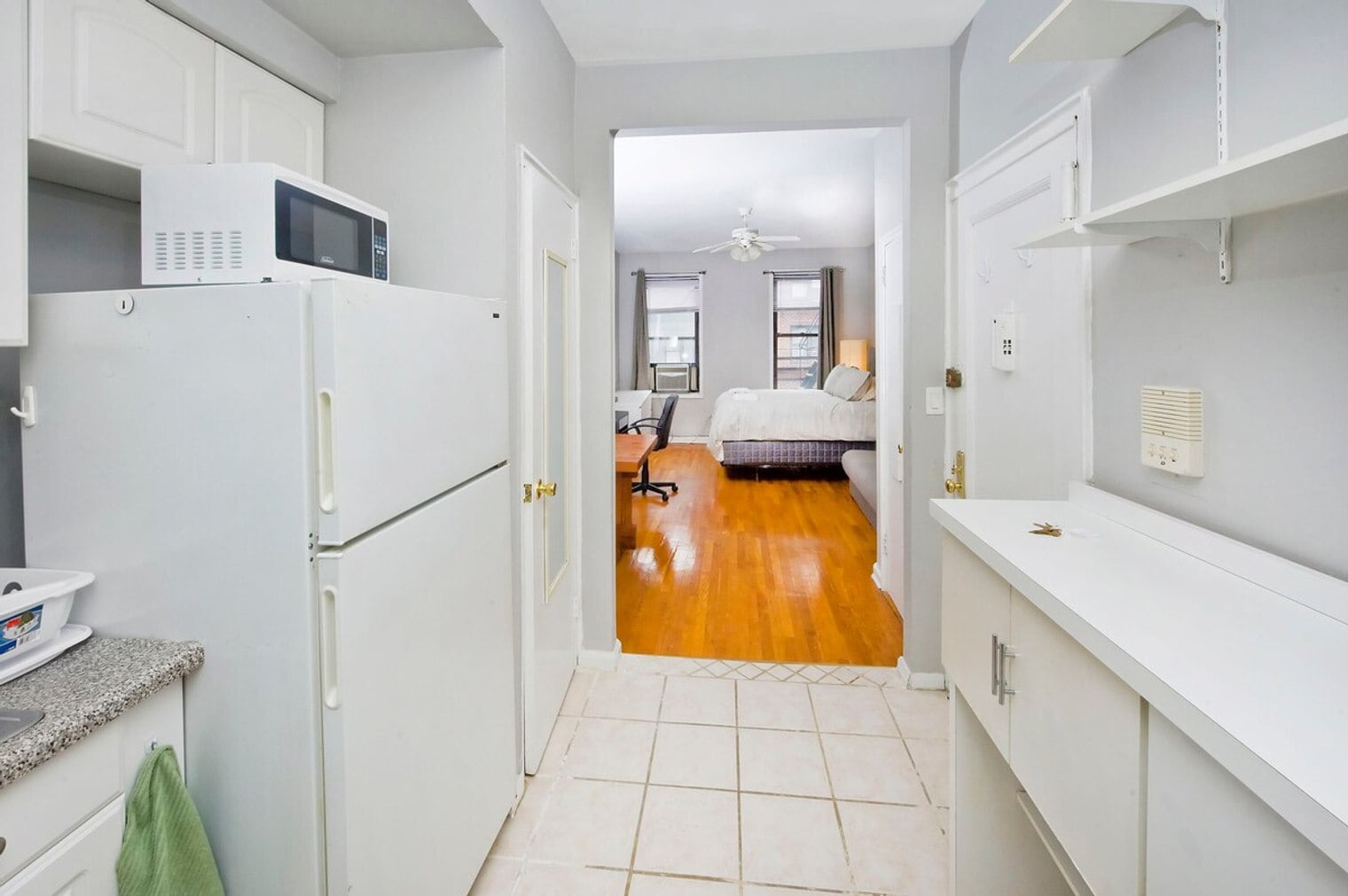 Building Photo - 1574 2nd Ave