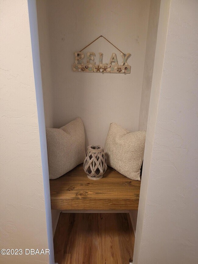 Building Photo - 3580 S Ocean Shore Blvd