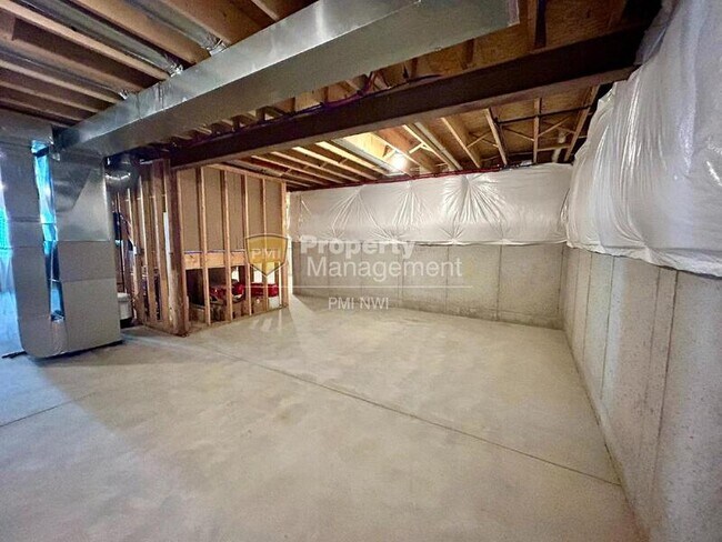 Building Photo - 5625 Burr Rdg Cir