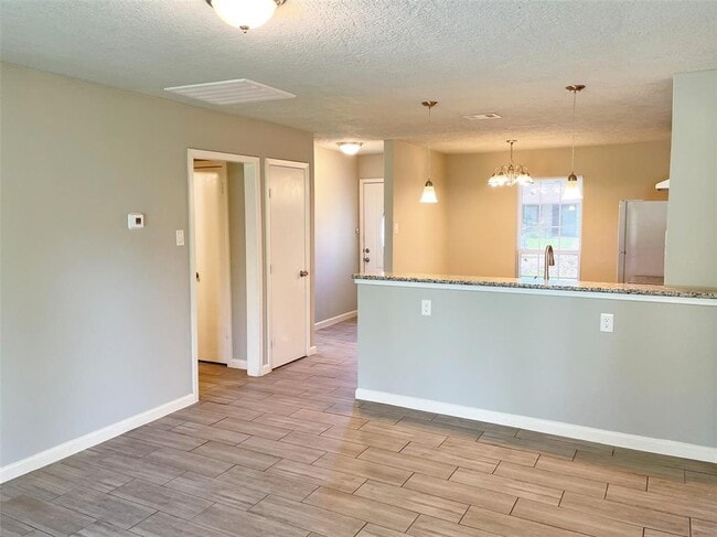 Building Photo - 3242 Dalmatian Dr