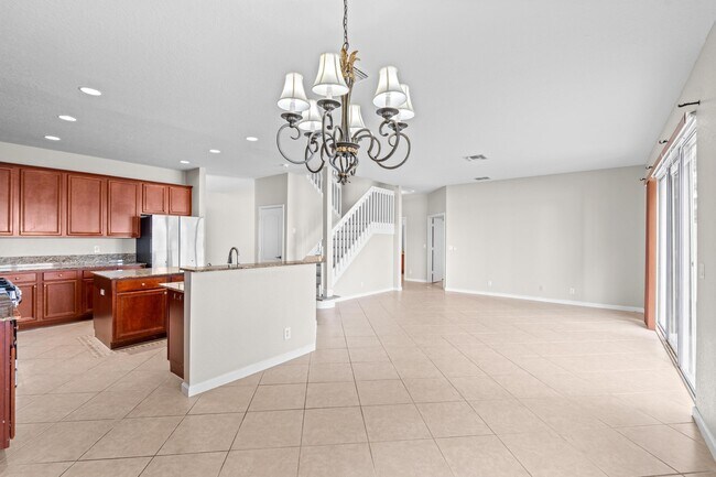 Building Photo - 266 Berenger Walk