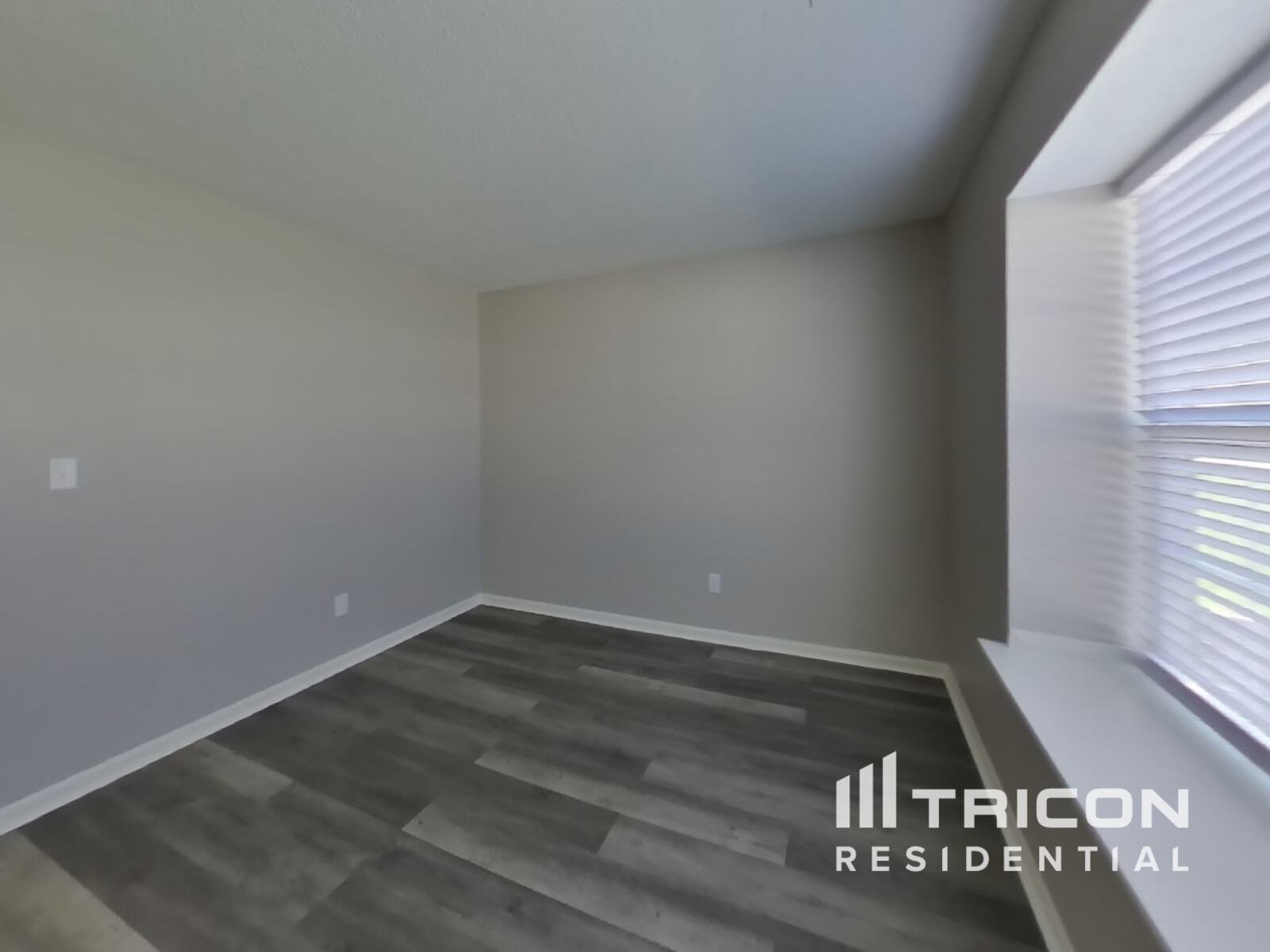 Building Photo - 701 Millbrook Dr
