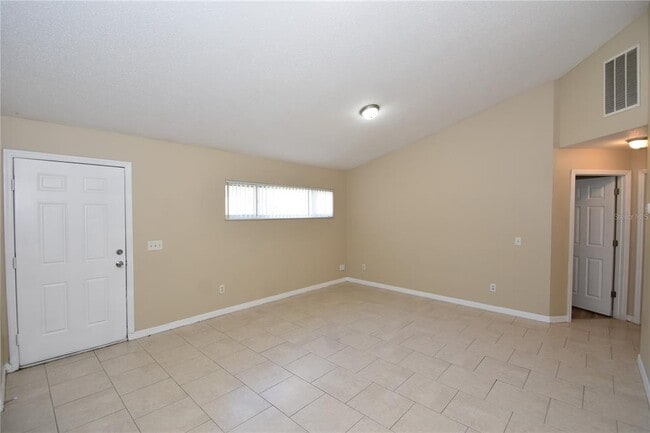 Building Photo - 27 Bunker View Dr