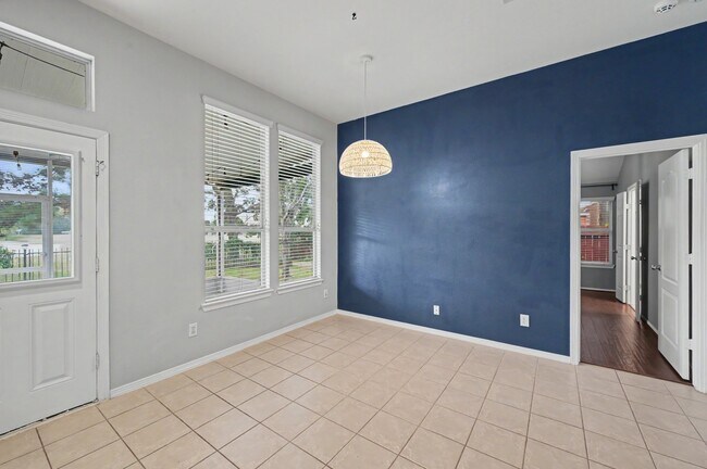 Building Photo - 7023 Durango Creek Dr