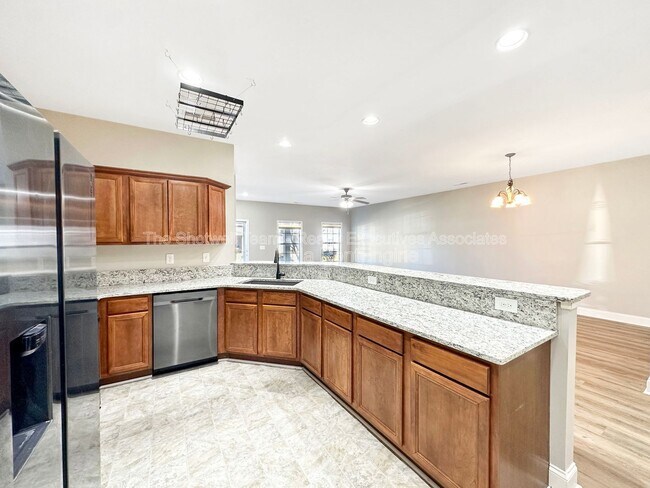 Building Photo - 132 Hardinberry St