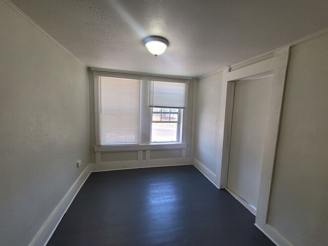 Building Photo - 1334/1336 Rigsby