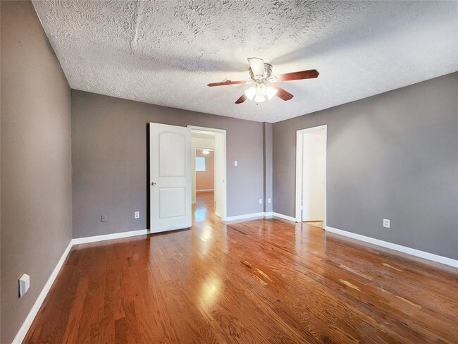 Building Photo - 12226 Beamer Rd