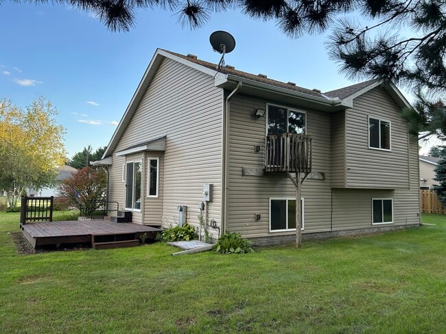 Building Photo - 345 Blue Spruce Ln