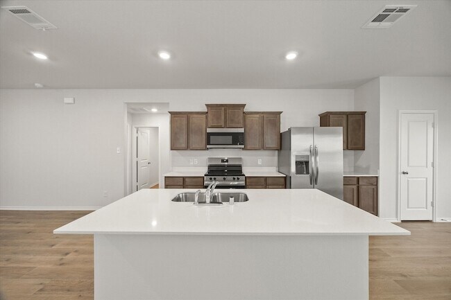 Building Photo - 1322 Olivewood Pl