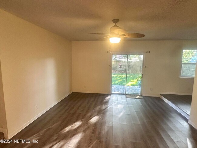 Building Photo - 11461 Cypress Bend Ct