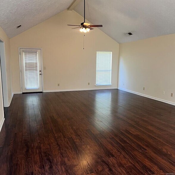 Building Photo - 5416 Handel Dr