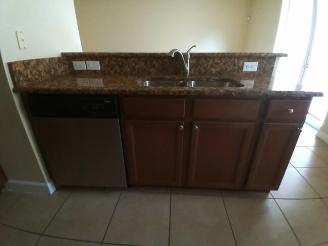 Building Photo - 9010 SW 169th Ave