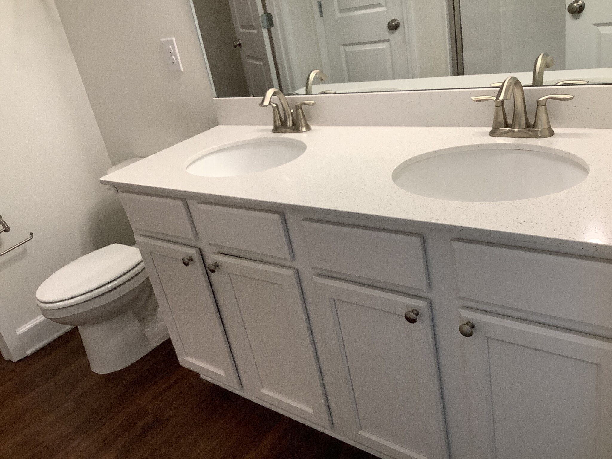 Building Photo - 4522 Birdsong Dr