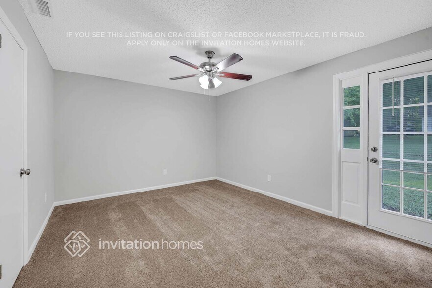 Building Photo - 123 Woodvale Dr