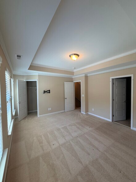Building Photo - 1122 Midtowne Way
