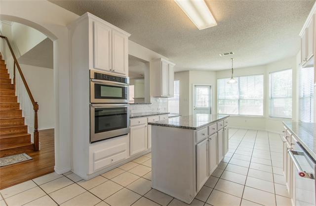 Building Photo - 4136 Los Altos Dr