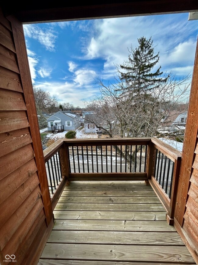 Building Photo - 2511 S Delaware St