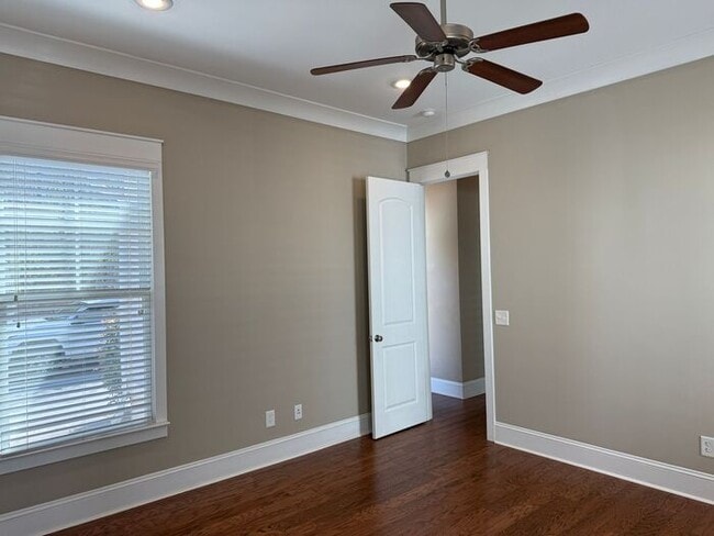 Building Photo - Lexington -Saluda River Club-Offering Self Guided Tour with RENTLY!