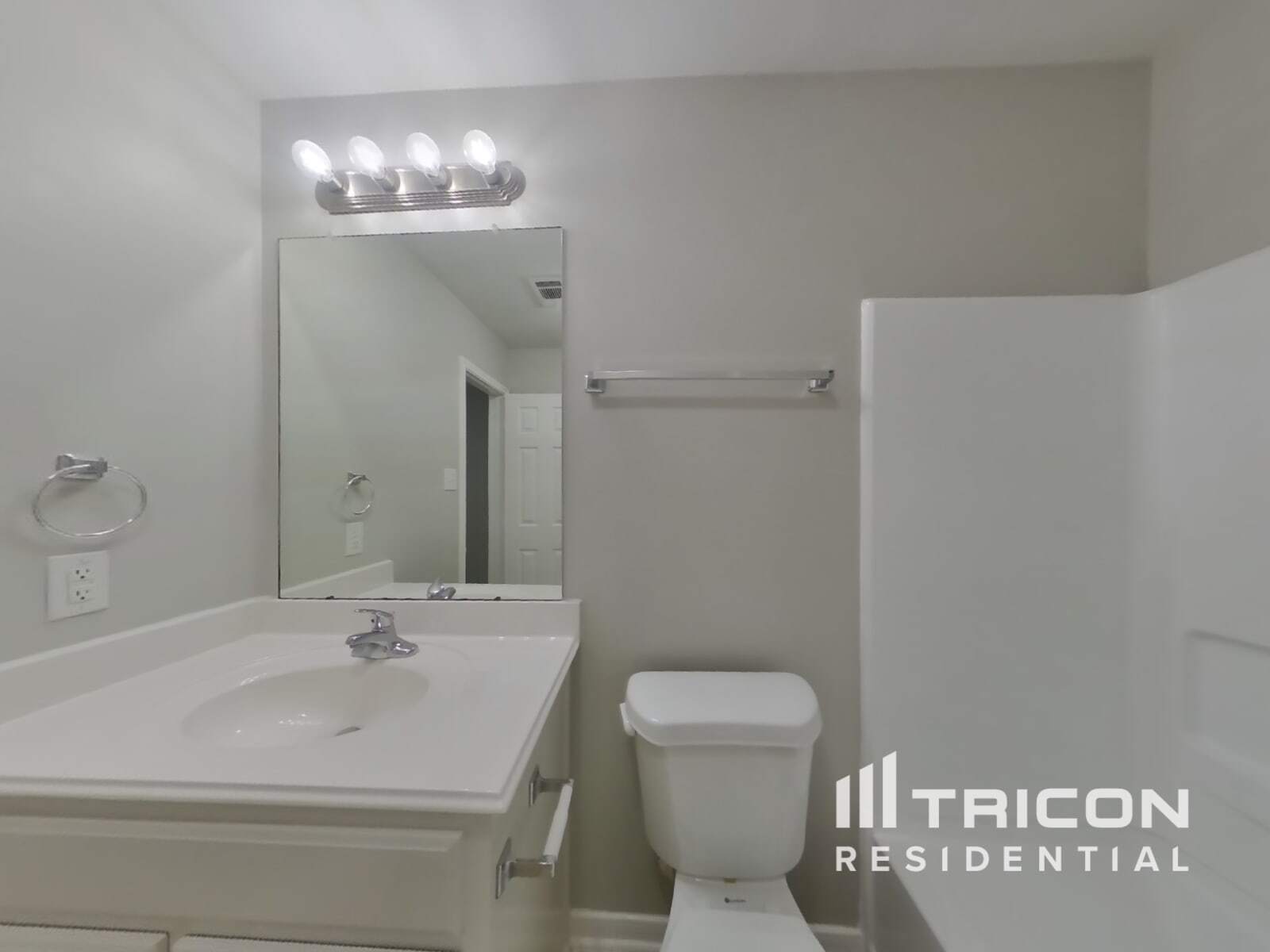 Building Photo - 28715 Nueces River Ct