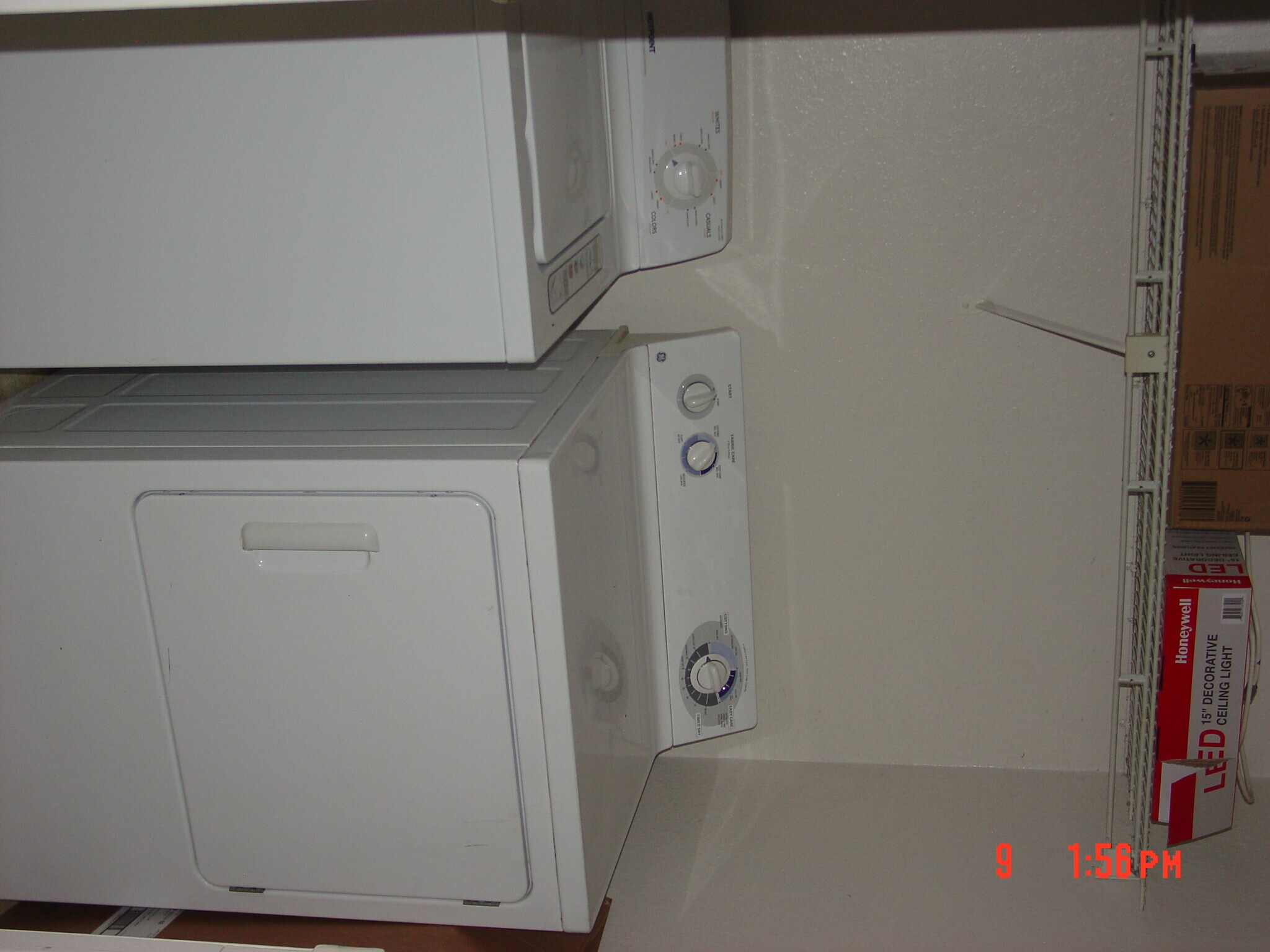 Building Photo - 623 Dory Ln