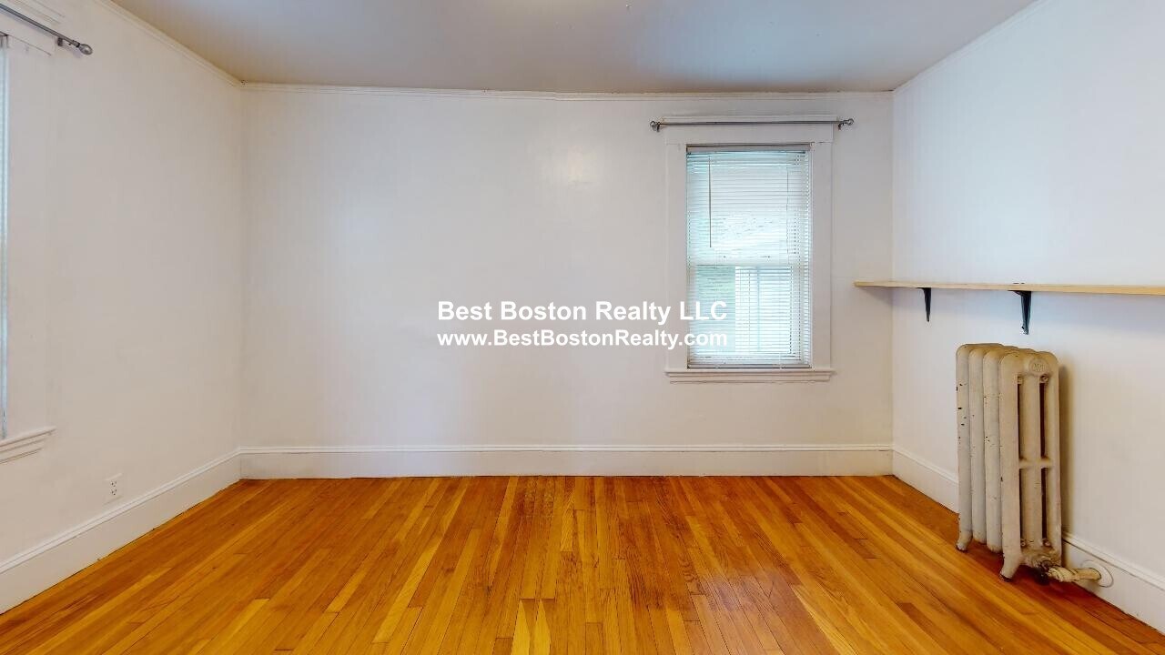 Building Photo - 14 Lincoln Ct