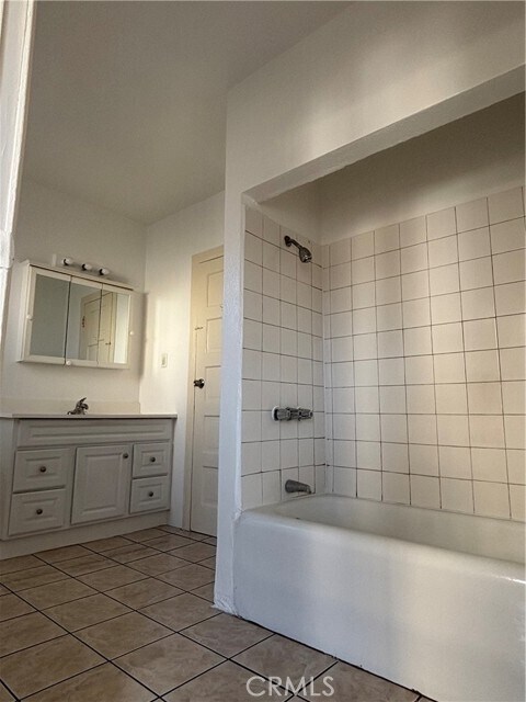 Building Photo - 6526 Estrella Ave