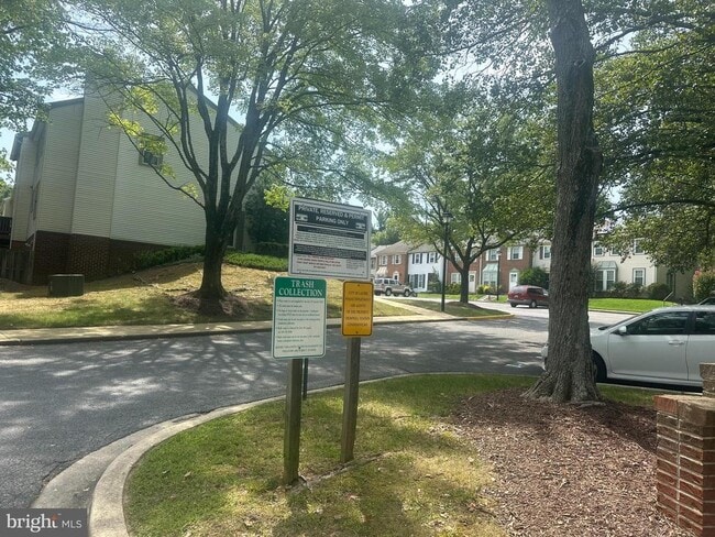 Primary Photo - 15929 Dorset Rd