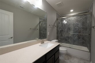 Building Photo - 404 Kaden Prince Dr