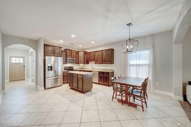 Building Photo - 4018 Brook Stone Dr