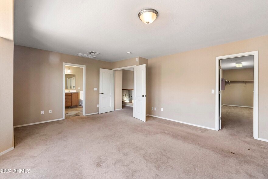 Main bedroom second level - 18466 W Westfall Way