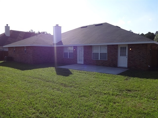 Building Photo - 9868 Oxford Station Drive