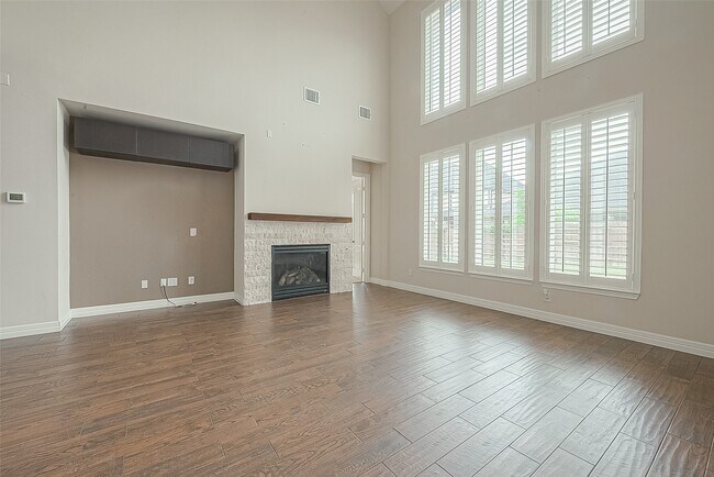 Building Photo - 4522 Marilee Chris Ct