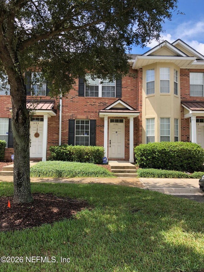 Building Photo - 1496 Fieldview Dr
