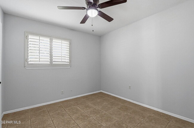 Building Photo - 809 Del Mar Dr