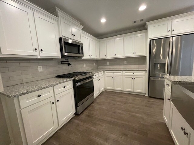 Building Photo - 721 Bancroft Dr