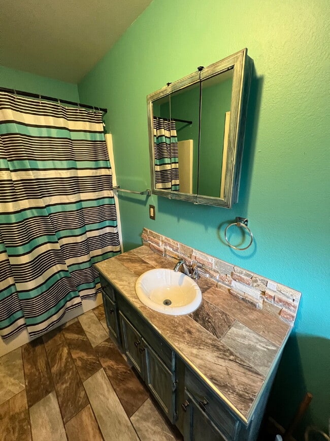 Building Photo - 15399 AR-12