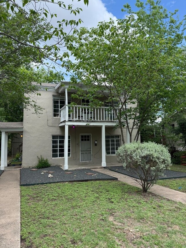 Building Photo - 1408 Kirkwood Rd