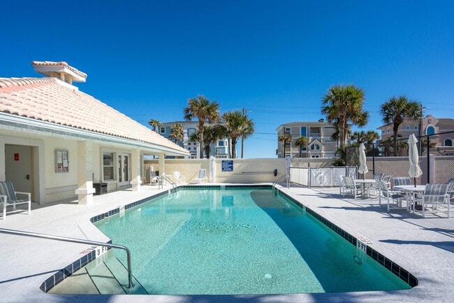 Building Photo - 212 Somerset Ct