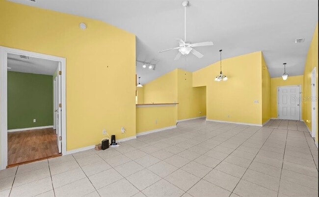 Building Photo - 131 Sandy Ridge Dr