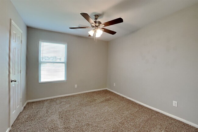 Building Photo - 2544 Elm Crossing Trail