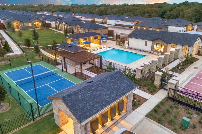 Building Photo - Cadia Grand Prairie