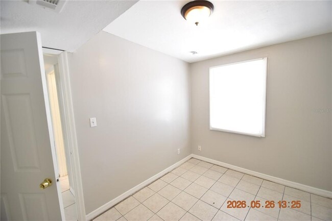 Building Photo - 4011 W Marietta St