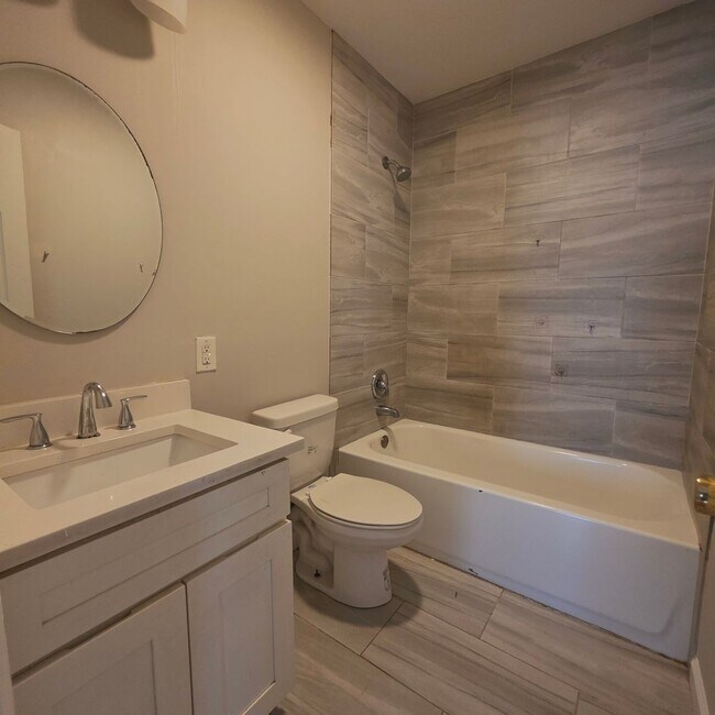 Building Photo - Cozy Home 4 Bed in Druid Hills