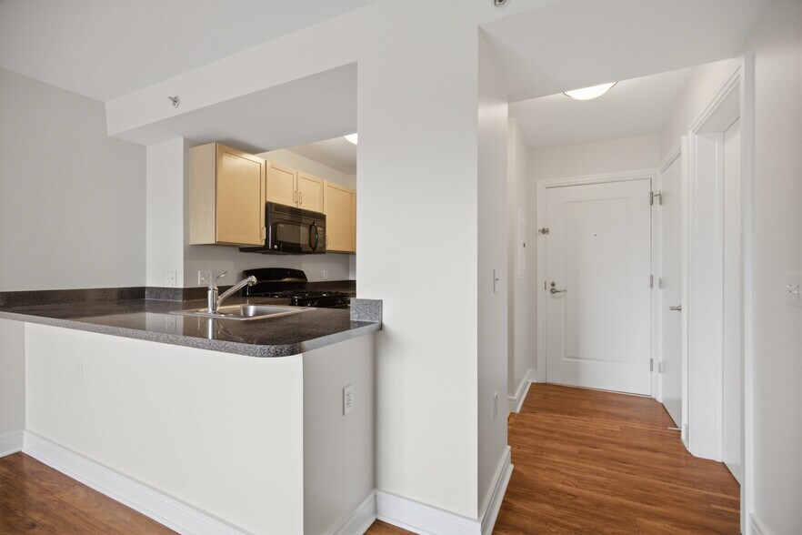 Kitchen to Entry - 800 4th St SW