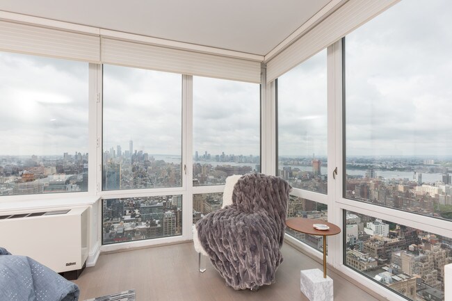 Primary Photo - 125 West 31st Street