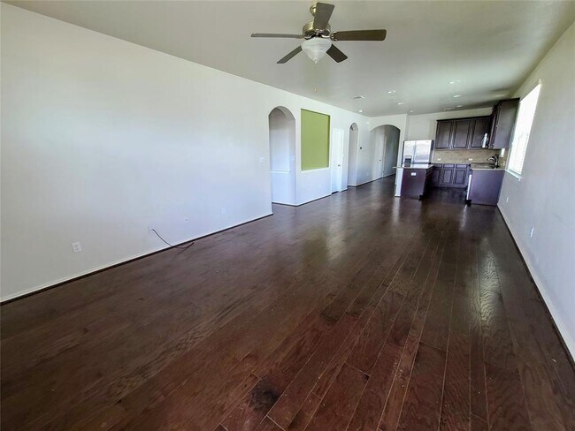 Building Photo - 412 Drystone Trail