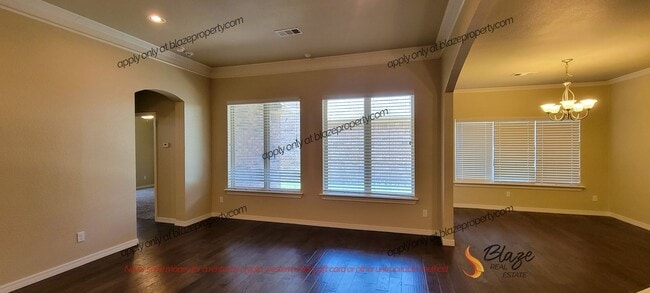 Building Photo - Rockstar Home with Stunning Features – 3 Bed/2 Bath Gem